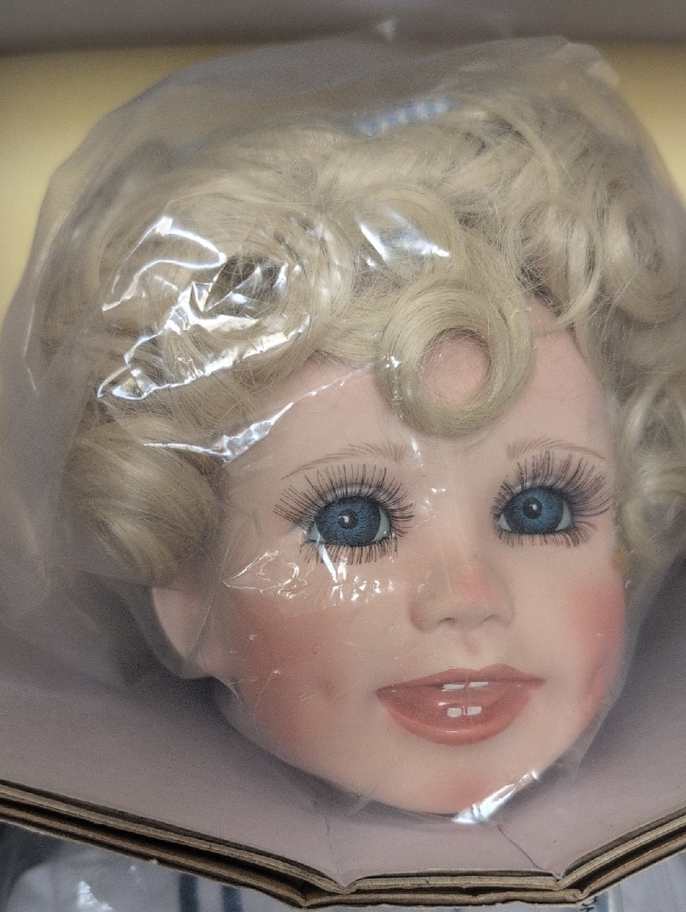 Vintage 1991 Heritage Dolls Michelle Porcelain Doll Virginia Ehrlich Turner - Picture 4 of 15